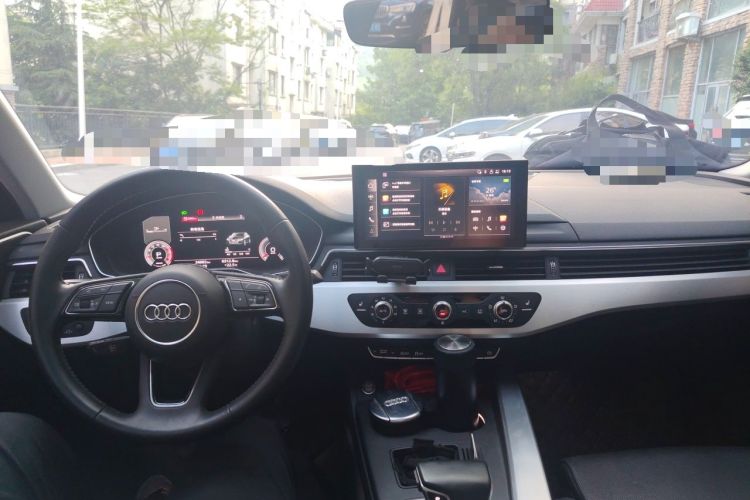 Used Audi A4L 2022 40 TFSI Fashion Dynamic Model Center Console