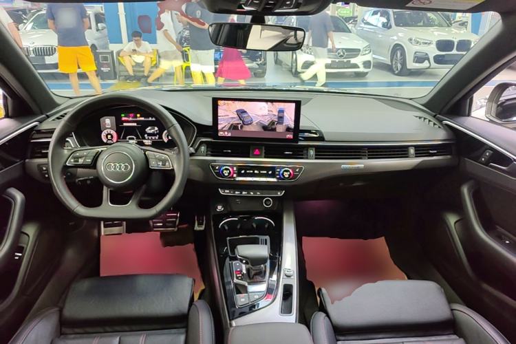 Used Audi A4L 2022 40 TFSI quattro RS Performance Package Center Console