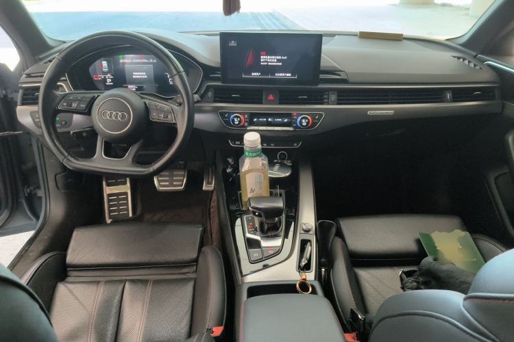 Used Audi A4L 2022 40 TFSI quattro RS Performance Package Center Console