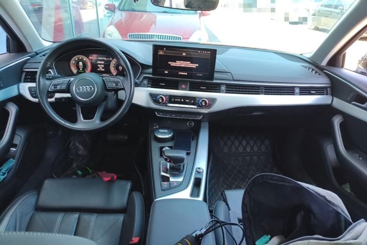 Used Audi A4L 2022 40 TFSI Fashion Dynamic Model Center Console