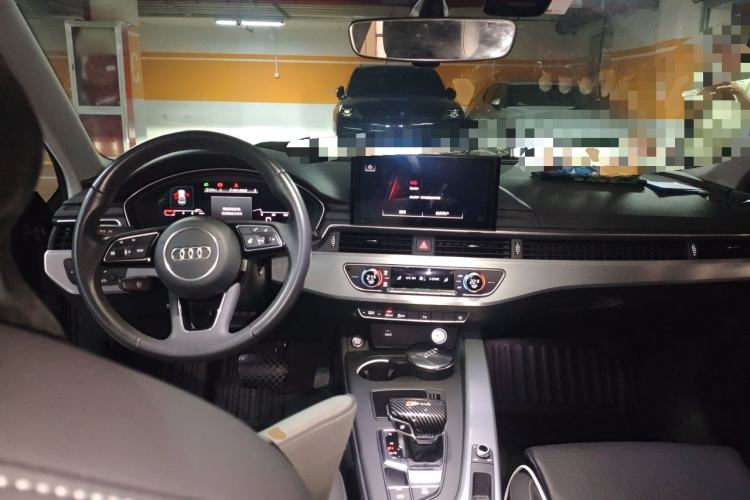Used Audi A4L 2022 40 TFSI Fashion Dynamic Model Center Console