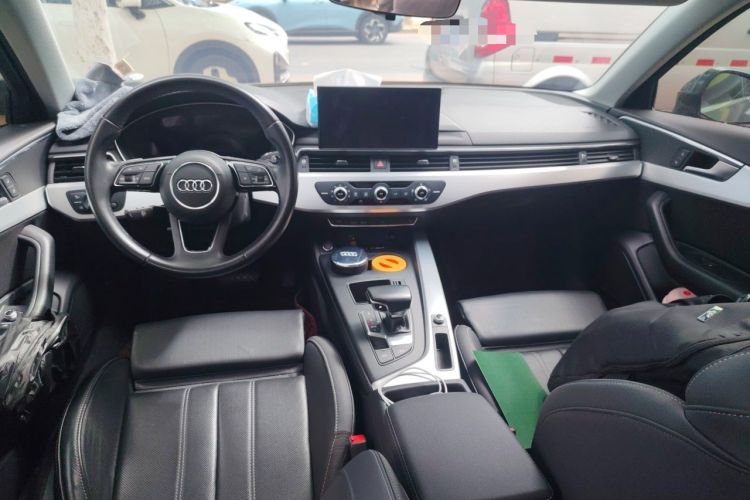 Used Audi A4L 2022 40 TFSI Fashion Dynamic Model Center Console