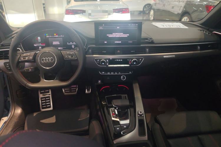 Used Audi A4L 2022 40 TFSI quattro RS Performance Package Center Console