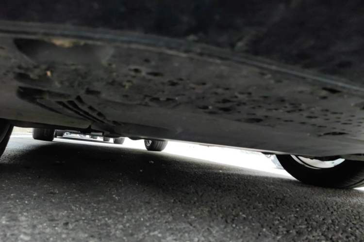 Used Audi A4L 2022 40 TFSI Luxury Dynamic Model Chassis Front Right