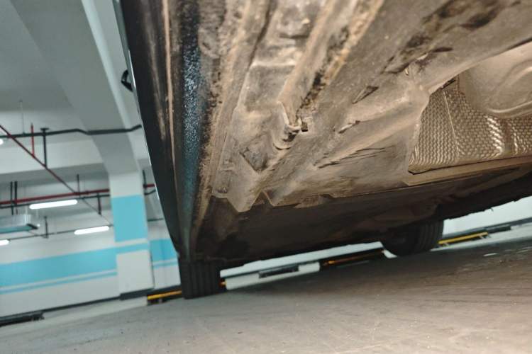 Used Audi A4L 2022 40 TFSI Luxury Dynamic Model Chassis Rear Left