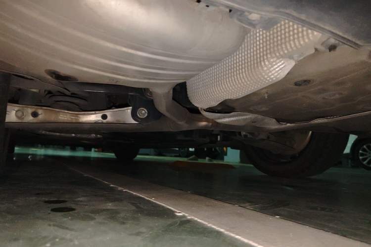 Used Audi A4L 2022 40 TFSI Luxury Dynamic Model Chassis Rear Left
