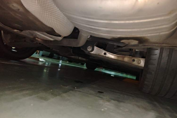 Used Audi A4L 2022 40 TFSI Luxury Dynamic Model Chassis Rear Right