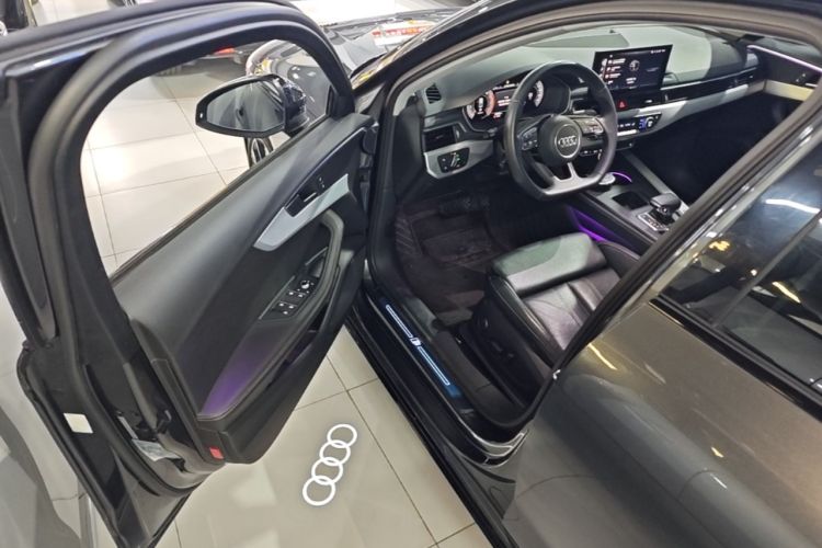 Used Audi A4L 2022 40 TFSI Luxury Dynamic Model Driver Seat