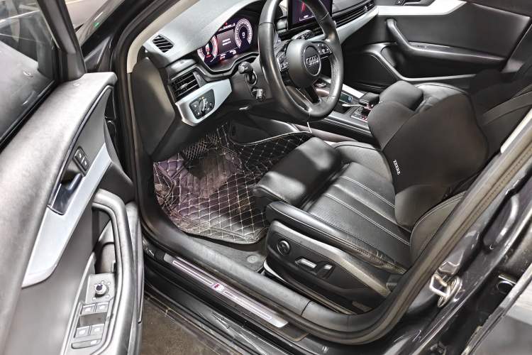 Used Audi A4L 2022 40 TFSI Fashion Dynamic Model Driver Seat