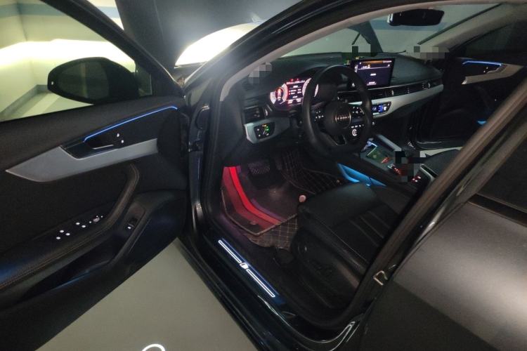 Used Audi A4L 2022 40 TFSI Luxury Dynamic Model Driver Seat