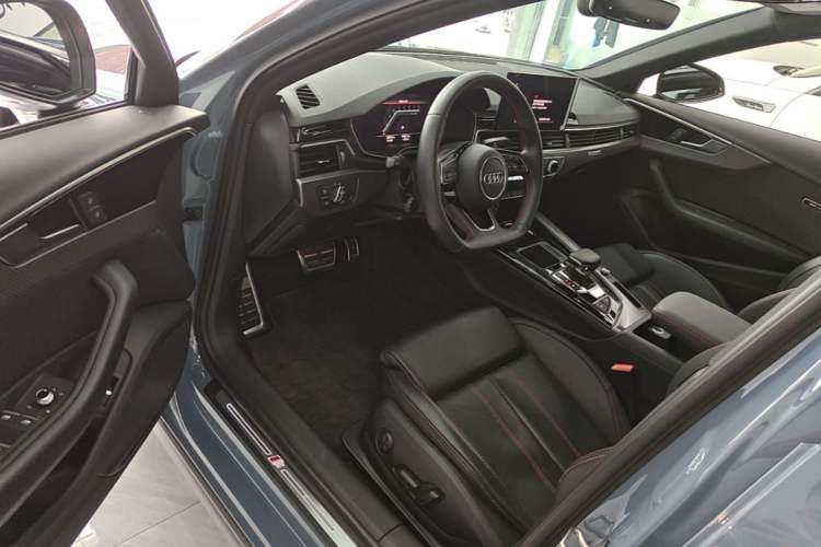 Used Audi A4L 2022 40 TFSI quattro RS Performance Package Driver Seat