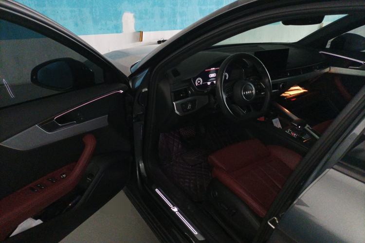Used Audi A4L 2022 40 TFSI Luxury Dynamic Model Driver Seat