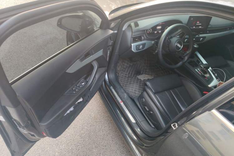 Used Audi A4L 2022 40 TFSI Fashion Dynamic Model Driver Seat