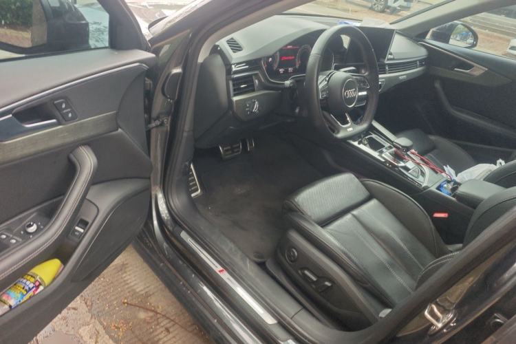 Used Audi A4L 2022 40 TFSI Luxury Dynamic Model Driver Seat