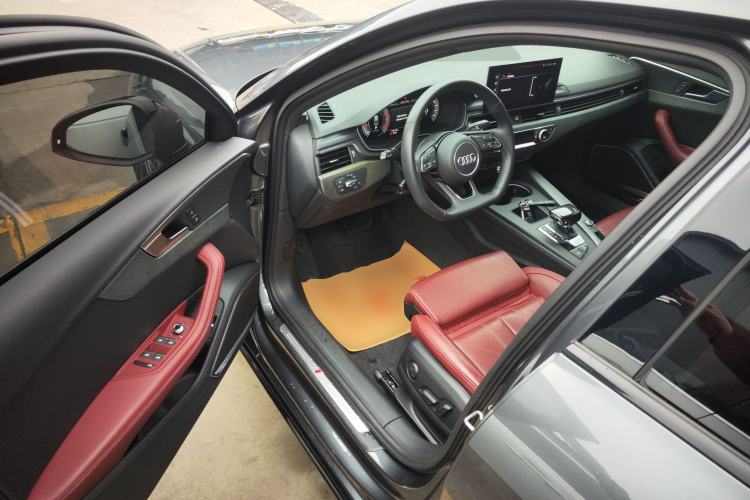 Used Audi A4L 2022 40 TFSI Luxury Dynamic Model Driver Seat