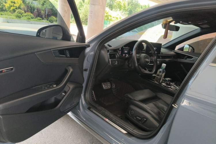 Used Audi A4L 2022 40 TFSI quattro RS Performance Package Driver Seat