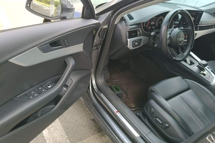 Used Audi A4L 2022 40 TFSI Fashion Dynamic Model Driver Seat