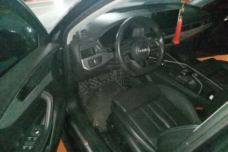 Used Audi A4L 2022 40 TFSI Fashion Dynamic Model Driver Seat