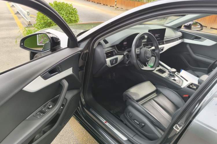 Used Audi A4L 2022 40 TFSI Luxury Dynamic Model Driver Seat