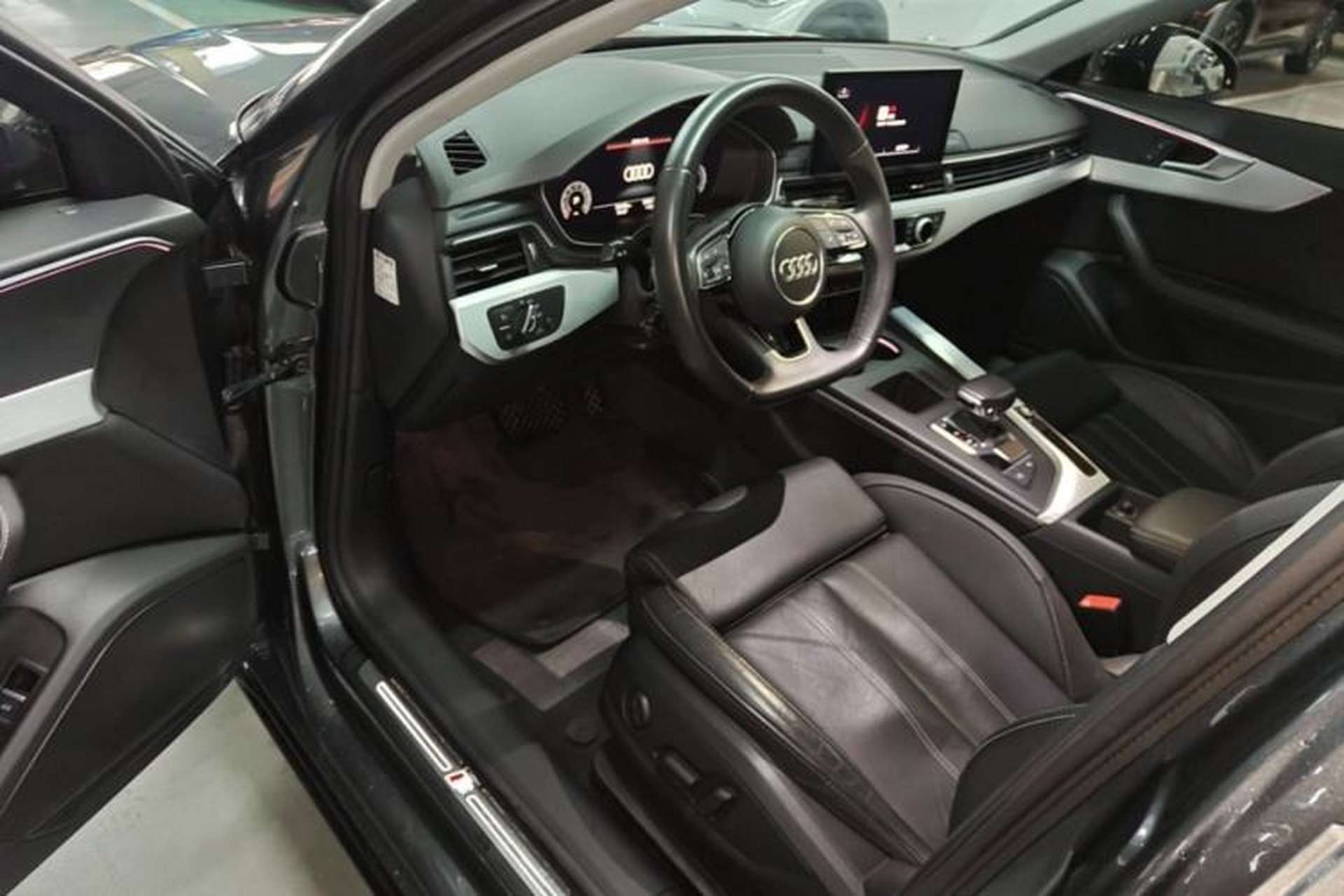 Used Audi A4L 2022 40 TFSI Luxury Dynamic Model Driver Seat