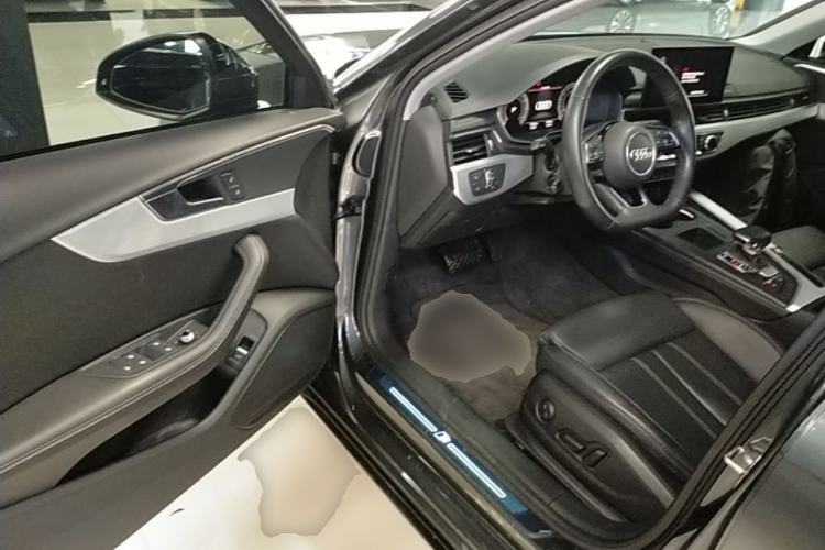 Used Audi A4L 2022 40 TFSI Luxury Dynamic Model Driver Seat
