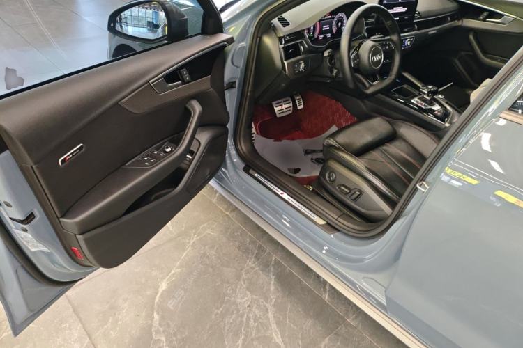 Used Audi A4L 2022 40 TFSI quattro RS Performance Package Driver Seat