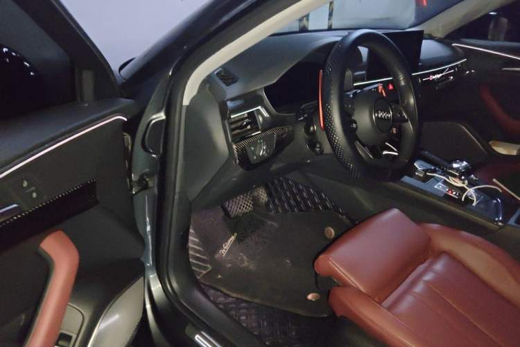 Used Audi A4L 2022 40 TFSI Luxury Dynamic Model Driver Seat