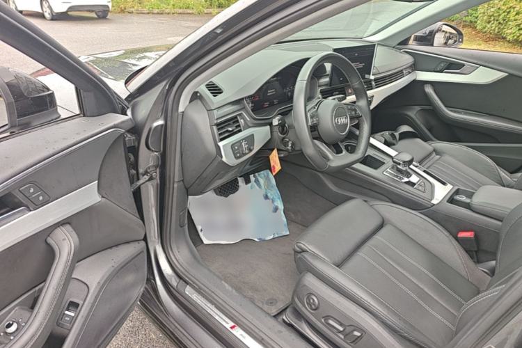 Used Audi A4L 2022 40 TFSI Luxury Dynamic Model Driver Seat
