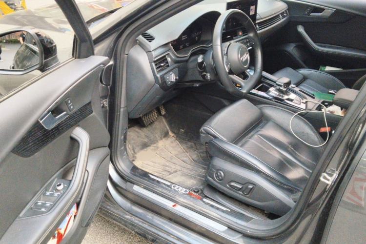 Used Audi A4L 2022 40 TFSI Luxury Dynamic Model Driver Seat