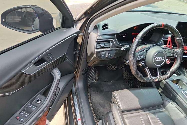 Used Audi A4L 2022 40 TFSI Luxury Dynamic Model Driver Seat