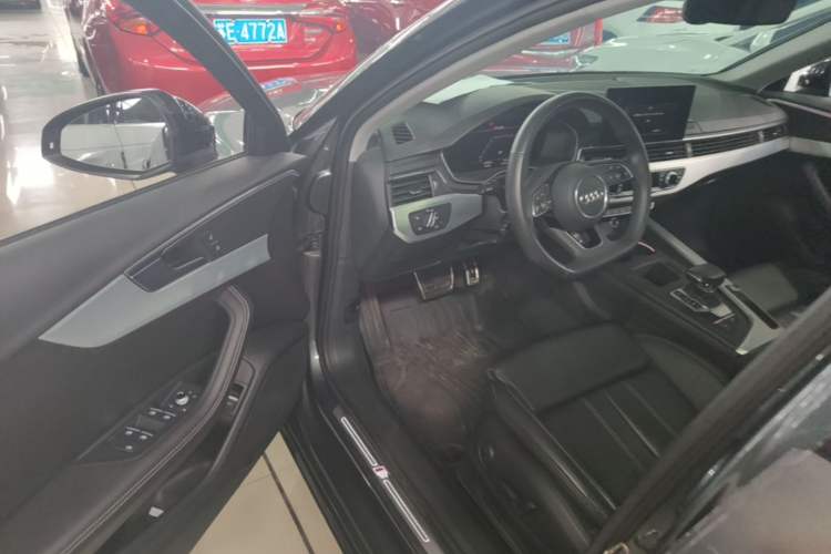 Used Audi A4L 2022 40 TFSI Luxury Dynamic Model Driver Seat