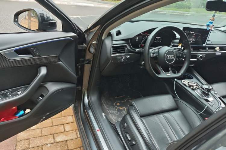 Used Audi A4L 2022 40 TFSI Fashion Dynamic Model Driver Seat