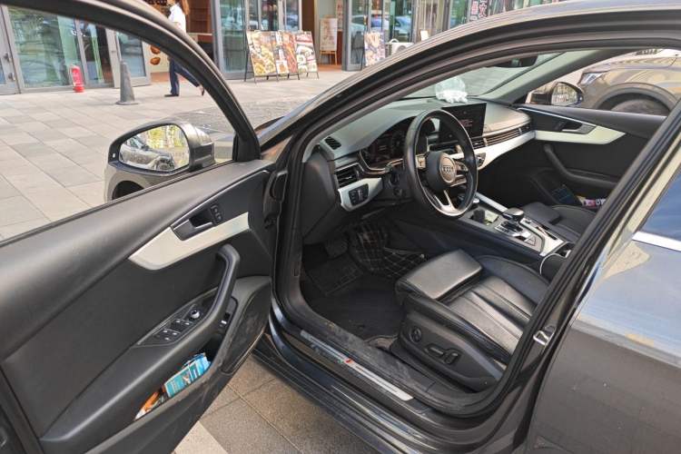 Used Audi A4L 2022 40 TFSI Fashion Dynamic Model Driver Seat