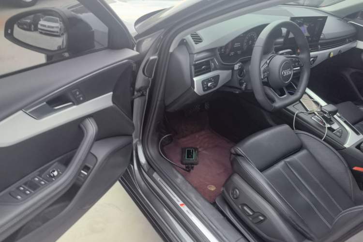 Used Audi A4L 2022 40 TFSI Luxury Dynamic Model Driver Seat