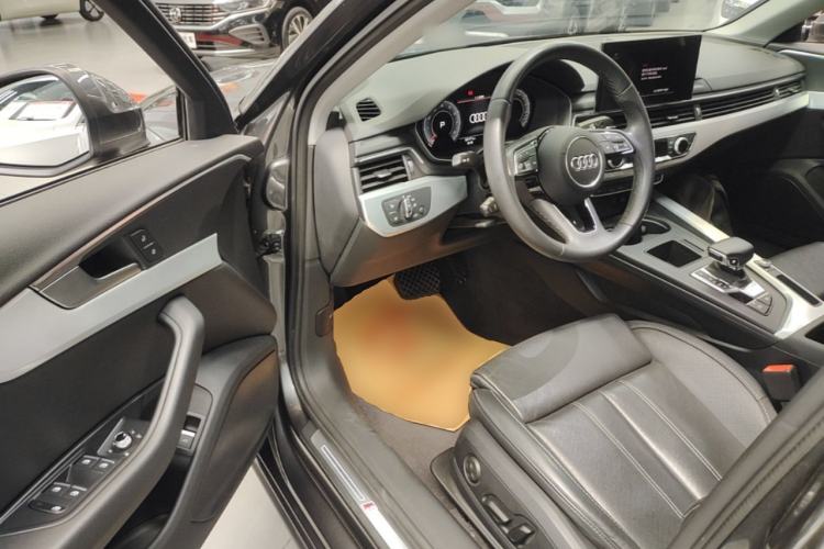 Used Audi A4L 2022 40 TFSI Fashion Dynamic Model Driver Seat