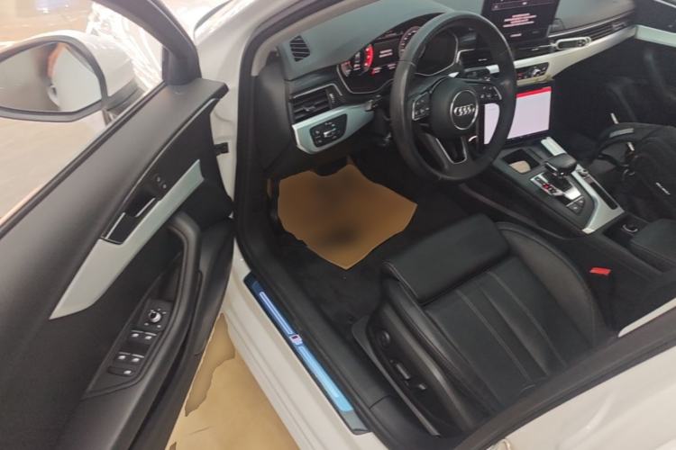 Used Audi A4L 2022 40 TFSI Fashion Dynamic Model Driver Seat