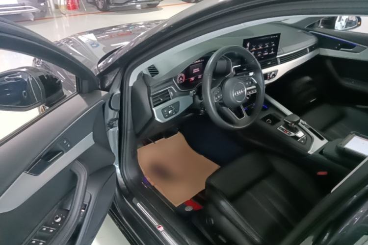 Used Audi A4L 2022 40 TFSI Luxury Dynamic Model Driver Seat