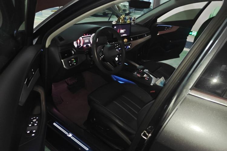 Used Audi A4L 2022 40 TFSI Luxury Dynamic Model Driver Seat