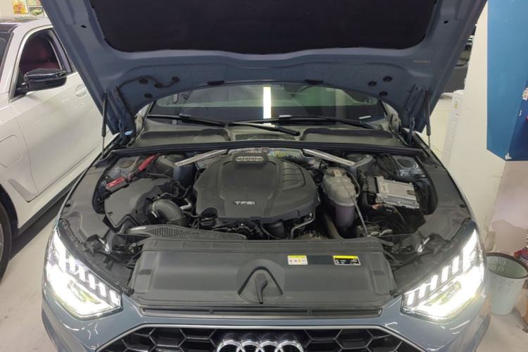 Used Audi A4L 2022 40 TFSI quattro RS Performance Package Engine Bay
