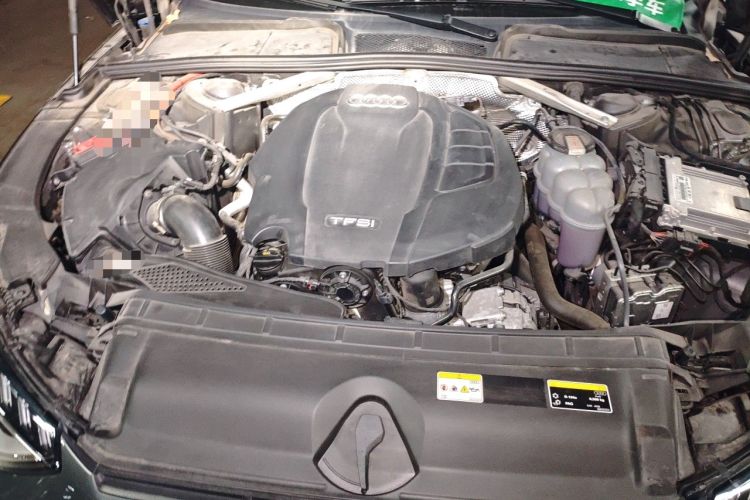 Used Audi A4L 2022 40 TFSI Fashion Dynamic Model Engine Bay