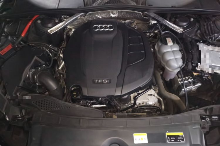 Used Audi A4L 2022 40 TFSI Luxury Dynamic Model Engine Bay