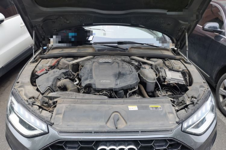 Used Audi A4L 2022 40 TFSI Luxury Dynamic Model Engine Bay