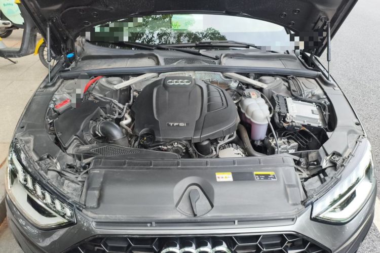 Used Audi A4L 2022 40 TFSI Luxury Dynamic Model Engine Bay