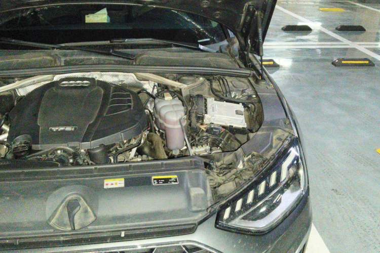 Used Audi A4L 2022 40 TFSI Fashion Dynamic Model Engine Bay Left