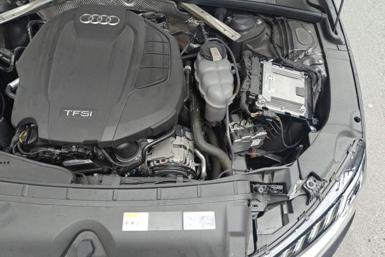 Used Audi A4L 2022 40 TFSI Luxury Dynamic Model Engine Bay Left