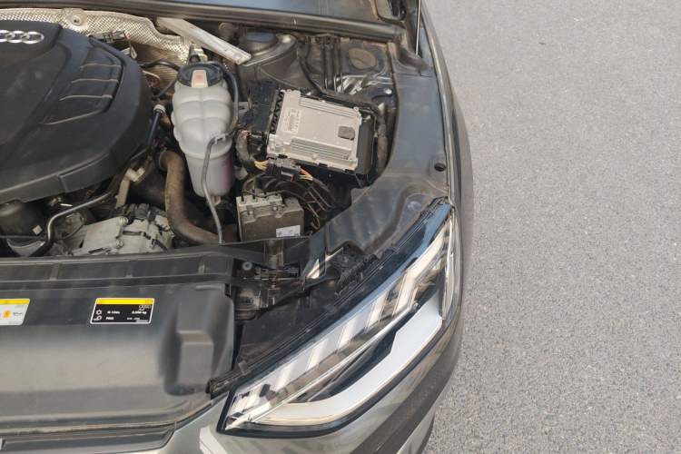 Used Audi A4L 2022 40 TFSI Fashion Dynamic Model Engine Bay Left