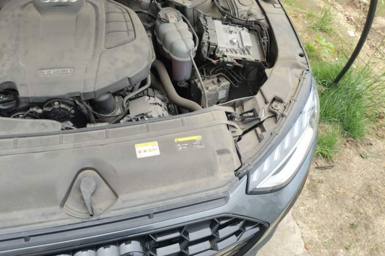 Used Audi A4L 2022 45 TFSI quattro Prestige Dynamic Edition Engine Bay Left