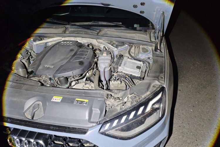 Used Audi A4L 2022 40 TFSI quattro RS Performance Package Engine Bay Left