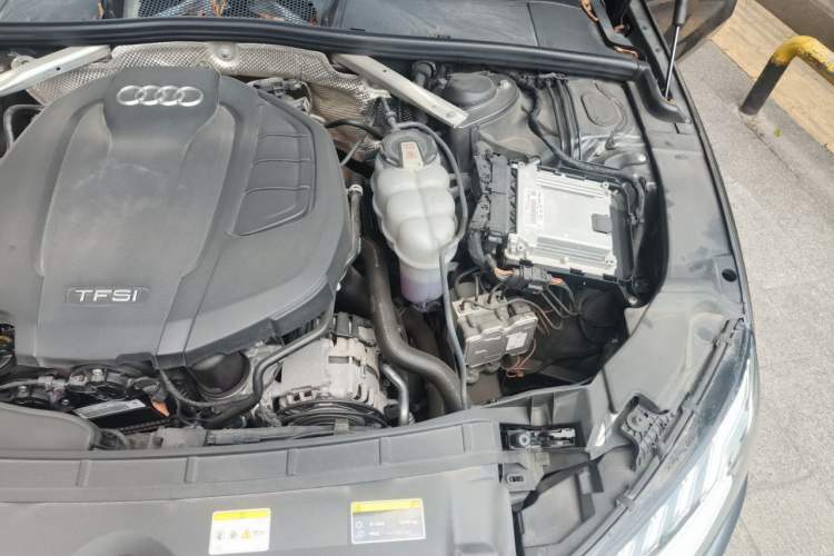 Used Audi A4L 2022 40 TFSI Luxury Dynamic Model Engine Bay Left