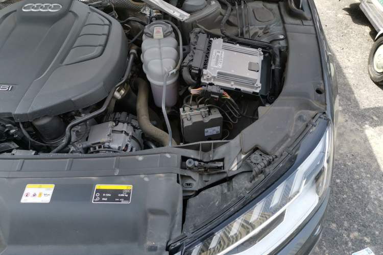 Used Audi A4L 2022 40 TFSI Fashion Dynamic Model Engine Bay Left